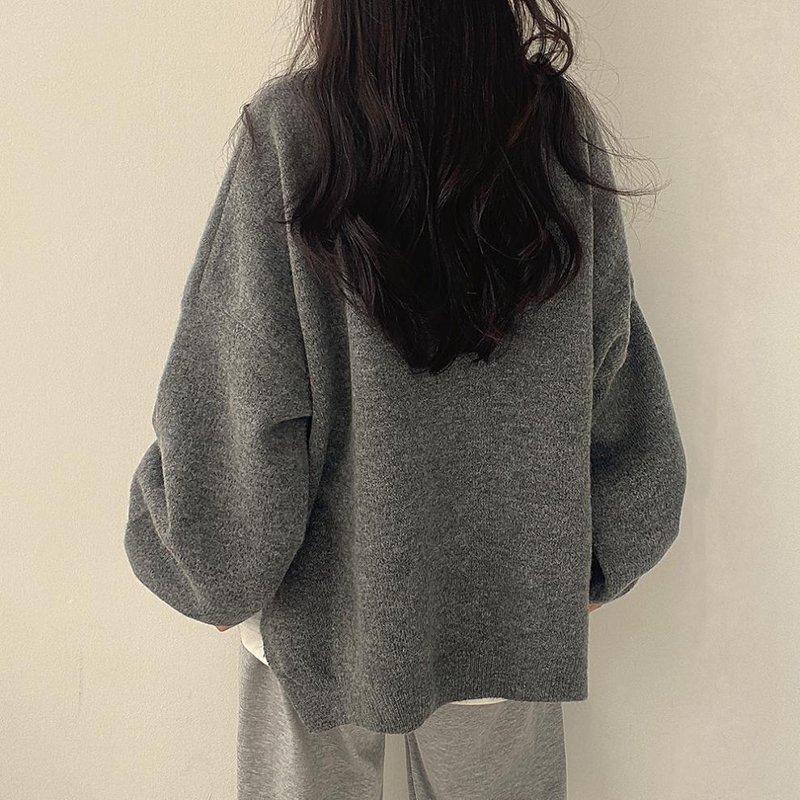 Crew Neck Loose Knit Sweater